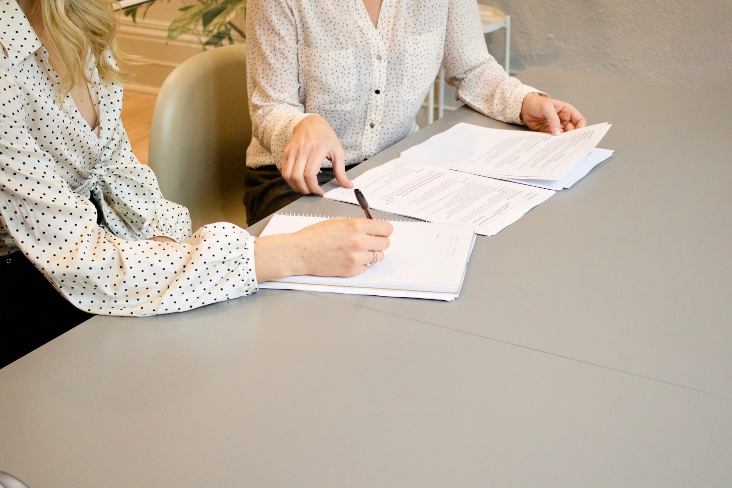 How To Select The Right International Attorney